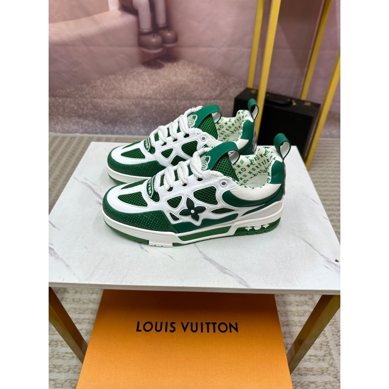 l**is V*t*n sneakers